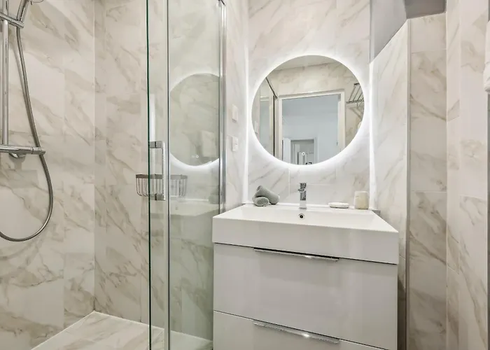 Bnbnova - 3br - Champs Elysees Parijs