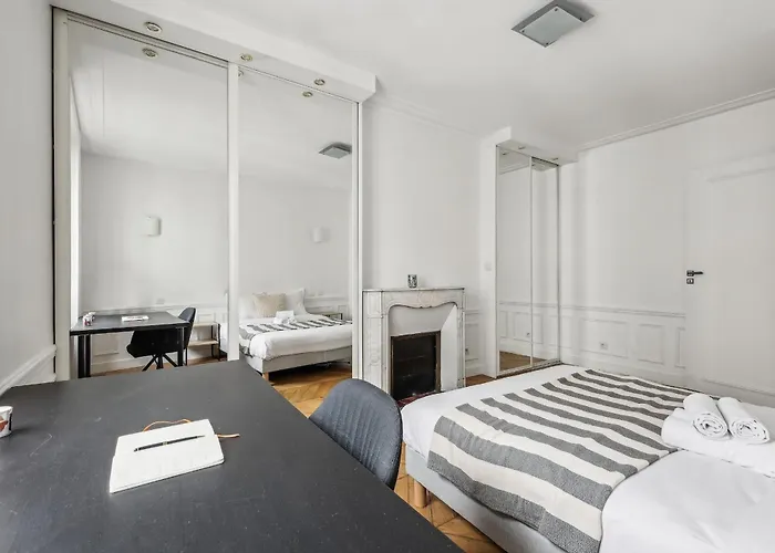 Bnbnova - 3br - Champs Elysees Apartment